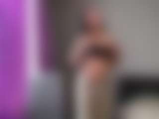 Lora's Live Sex Cam Show