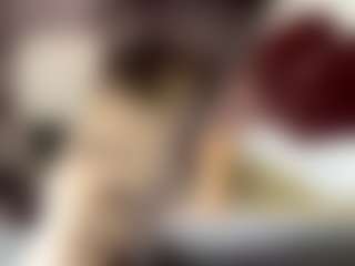 Lora's Live Sex Cam Show