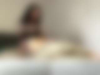 Lora's Live Sex Cam Show
