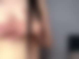 Live cam show with Lora - Lean on Camsoda