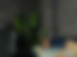 Live cam show with Lilli - Upskirt on Mixed Magazine Live