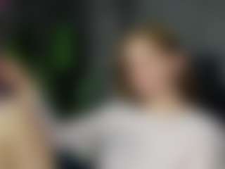 Live cam show with Lilli - Erotic Dance on Camming Site