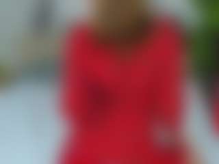 Live cam show with Lilli - Athletic Public on CamClone