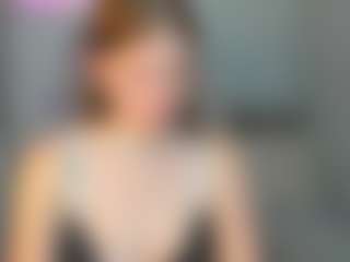 Live cam show with Lilli - Athletic Public on realtime-chat