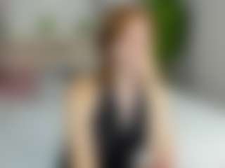 Live cam show with Lilli - Full Nudity on Dare Cams