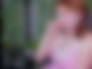 Live cam show with Lilli - Full Nudity on StripNow