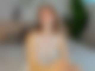 Live cam show with Lilli - Deepthroat on makecum.org