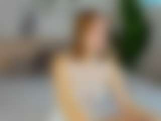 Live cam show with Lilli - Smoking on PervPlay.com