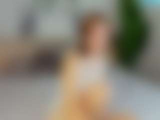 Live cam show with Lilli - Upskirt on Fapmatic.com
