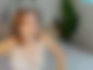 Live cam show with Lilli - Fingers on Sweet Sext