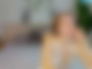 Live cam show with Lilli - Fingers on ObeyMaria