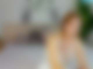 Live cam show with Lilli - Athletic Tease on LiveSexCams6