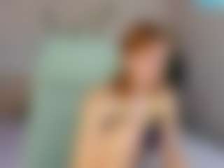 Live cam show with Lilli - Erotic Dance on xDating