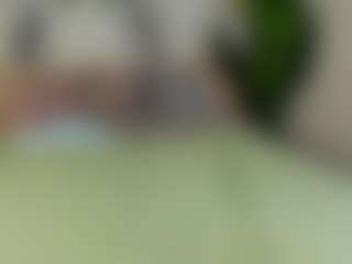 Live cam show with Lilli - Sexy on CamwithHer