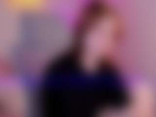 Live cam show with Lilli - Athletic Strip on CamwithHer
