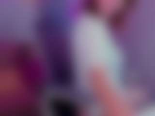 Live cam show with Lilli - White on Hubzter Live