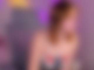 Live cam show with Lilli - Striptease on parknlotfishbdy