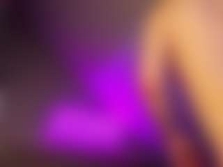 Live cam show with Lilli - Control on Hubzter Live