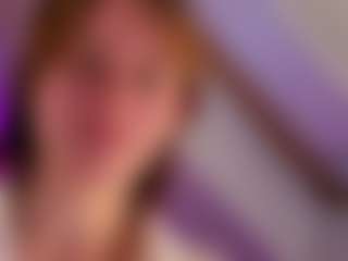 Live cam show with Lilli - Smoking on Camsoda