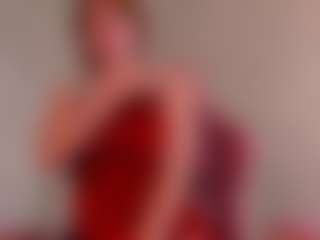 Live cam show with Lilli - Public on Camsoda