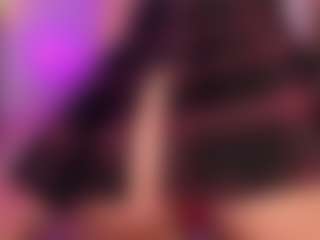 Live cam show with Lilli - Brown Eyes on Camsoda