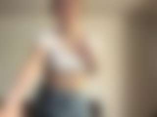 LisandraCelenza's Live Sex Cam Show