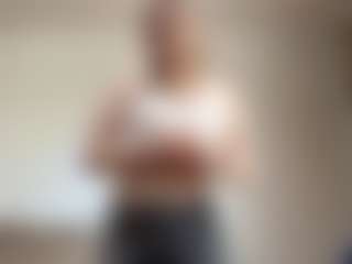 LisandraCelenza's Live Sex Cam Show