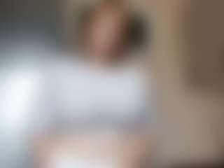 Live cam show with LisandraCelenza - Upskirt on ObeyMaria