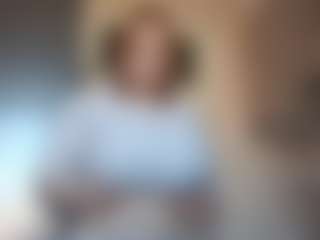 Live cam show with LisandraCelenza - Deepthroat on Lustler