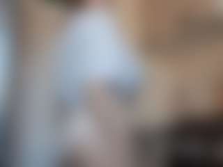 LisandraCelenza's Live Sex Cam Show