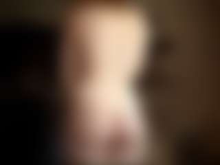 Live cam show with LisandraCelenza - Strapon on Fling VIP Chat