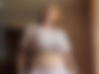 Show in cam erotica live di LisandraCelenza
