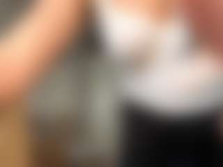 LoretaBalash's Live Sex Cam Show