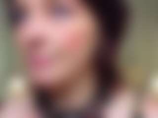 Live cam show with MadamMoreau - Full Nudity on Hubzter Live