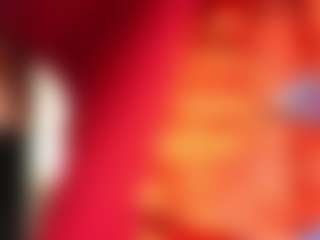 Live cam show with MadamMoreau - Flashing on Camsoda