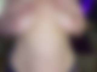Live cam show with MadamMoreau - Joi on madthumbs
