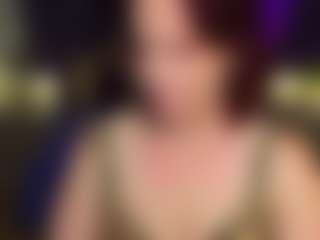 Live cam show with MadamMoreau - Mature on UwU Esports