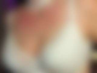 Live cam show with MadamMoreau - Middle Aged on Camsoda