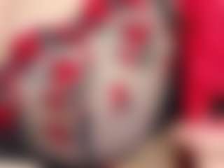 Live cam show with MadamMoreau - Moaning on sexylive.show