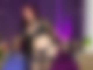Live cam show with MadamMoreau - Red Hair Middle Aged on Camiplay Live