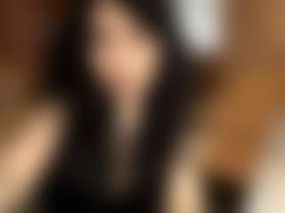 Live cam show with MartineNegbenebor - Twerk on Milf Play