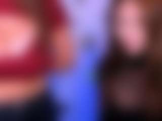 Live cam show with naomi-perl - Fetish on Milfs Live