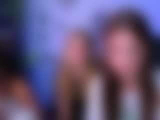 Live cam show with naomi-perl - Flashing on CamClone