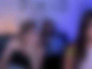 Live cam show with naomi-perl - Fingering on Dare Cams
