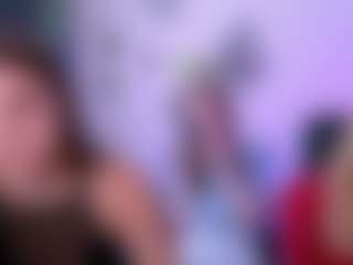Live cam show with naomi-perl - Shaved Pussy on Camsoda