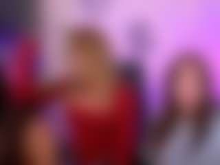 Live cam show with naomi-perl - Shaved Pussy on Camsoda