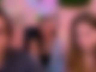 Live cam show with naomi-perl - Bedroom on crypto-cams