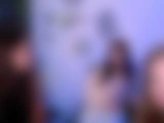 Live cam show with naomi-perl - Fingering on TeamSkeetLive