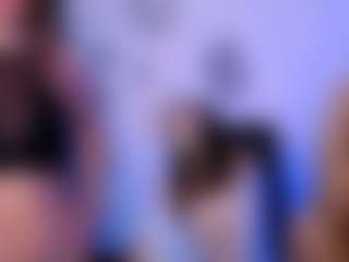 Live cam show with naomi-perl - Tease on TottyGirls