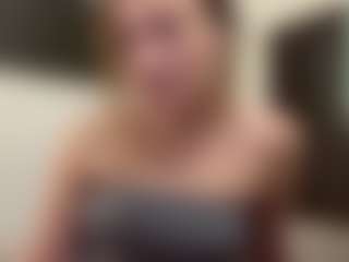 Live cam show with RickieTablada - Bedroom on Chatstar